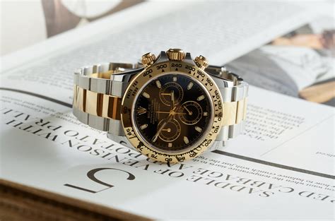 how to spot fake rolex daytona|Rolex daytona identification.